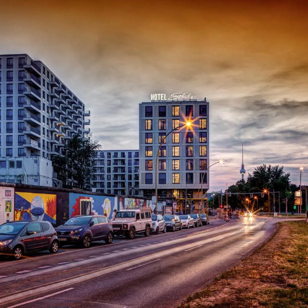 Photograph of Schulz Hotel Berlin Wall at the East Side Gallery
