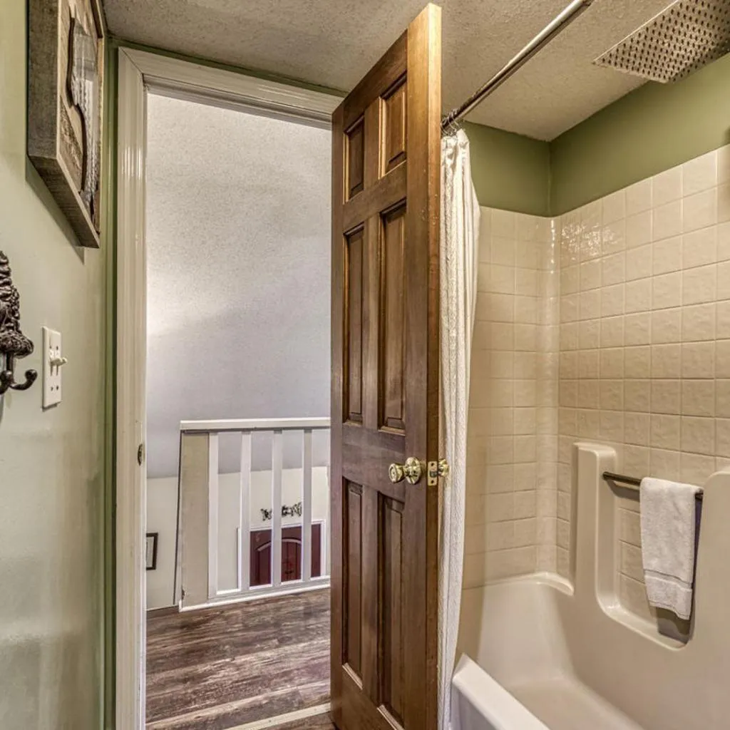 Photograph of Moonshine Chalet, Hot Tub, Pool Access, WIFI, 560 FREE tickets each paid day!