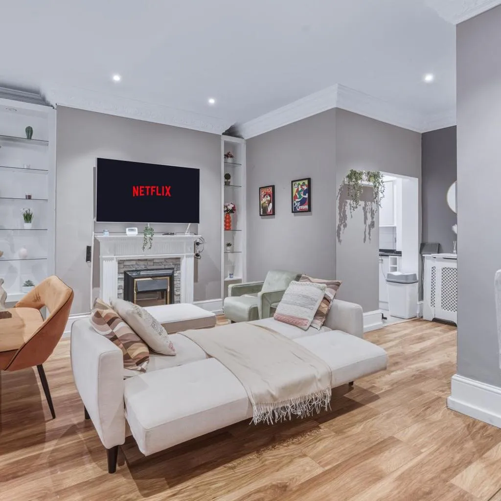 Photograph of Earl's Court Stylish Apartment in Central London