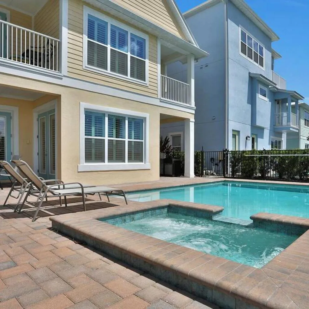 Photograph of Margaritaville Heated Pool &Spa, 3 mile to Disney