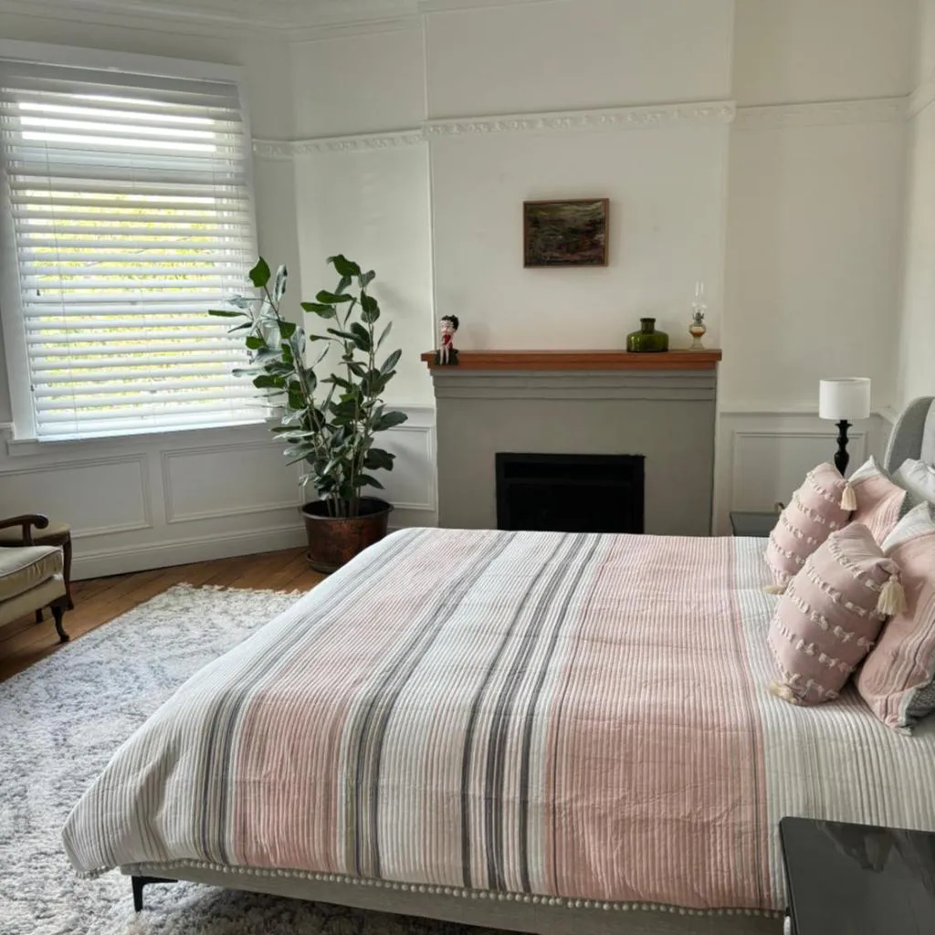 Photograph of Marrickville Unique Stylish and Fresh Renovated Apartment and Studio