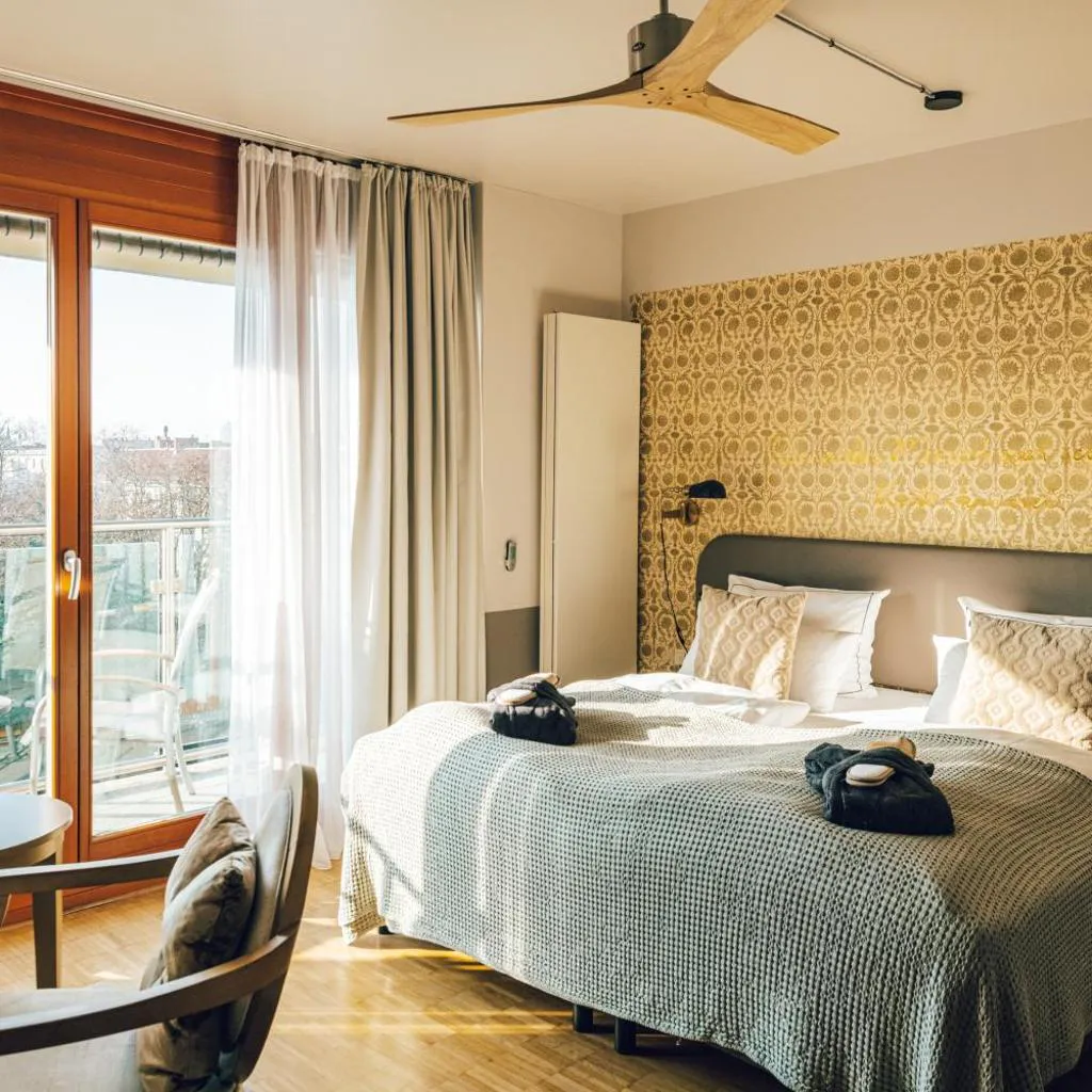 Photograph of June Stay Berlin City West