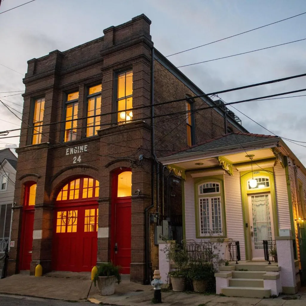 Photograph of Engine 24 Firehouse Bed & Breakfast