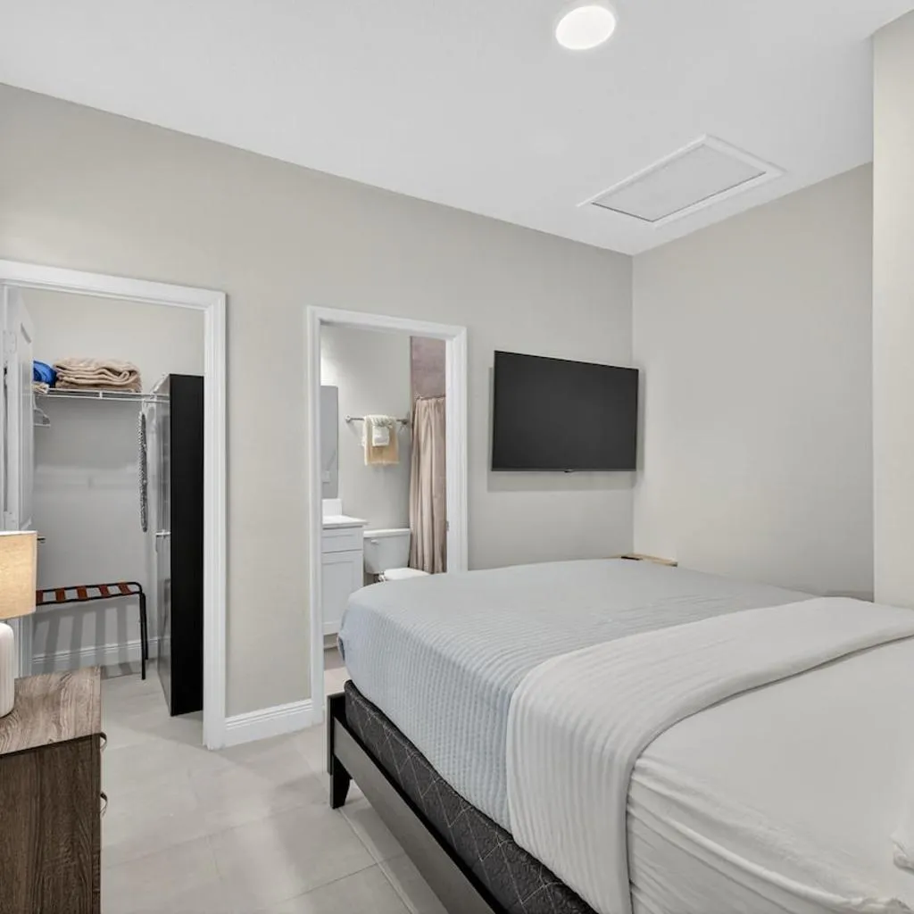Photograph of Brand New 1BR Minutes to Tampa's Top Attractions