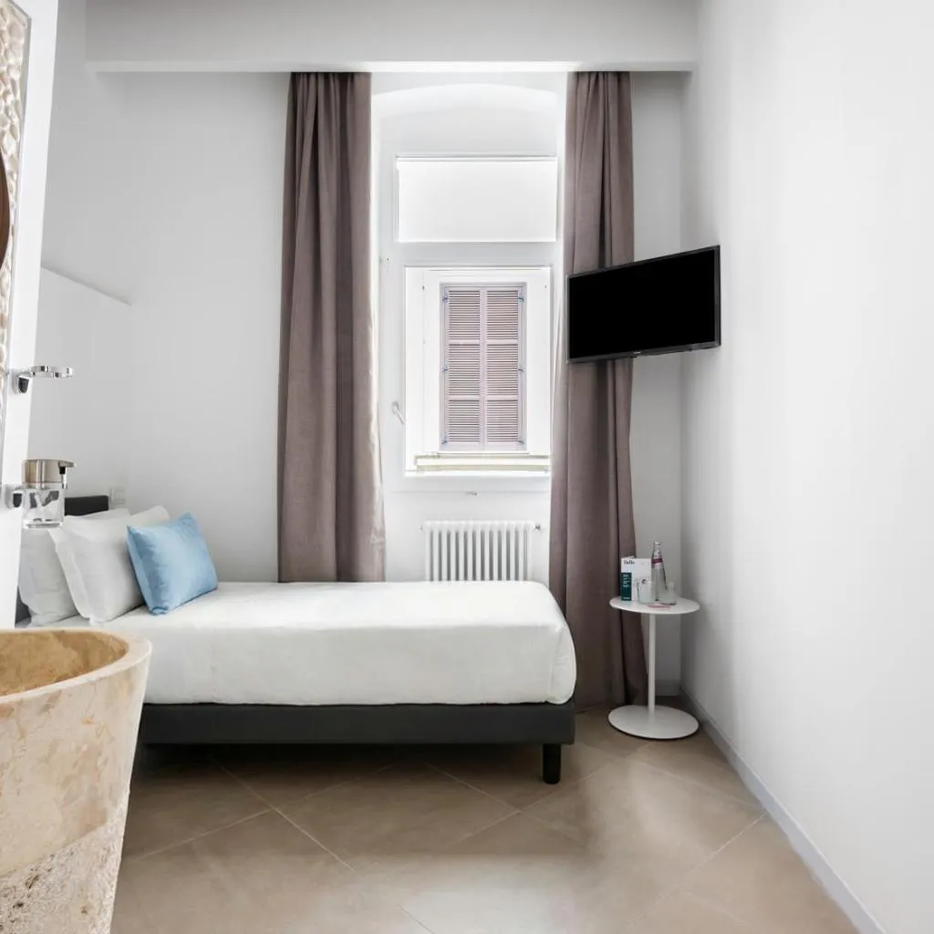 Photograph of Numa Rome Tullo