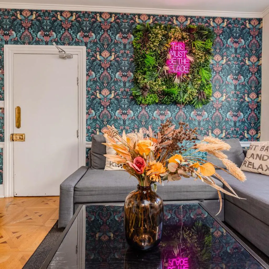 Photograph of Spacious Brighton Beach Town House I Stag Do & Hen Party Welcome
