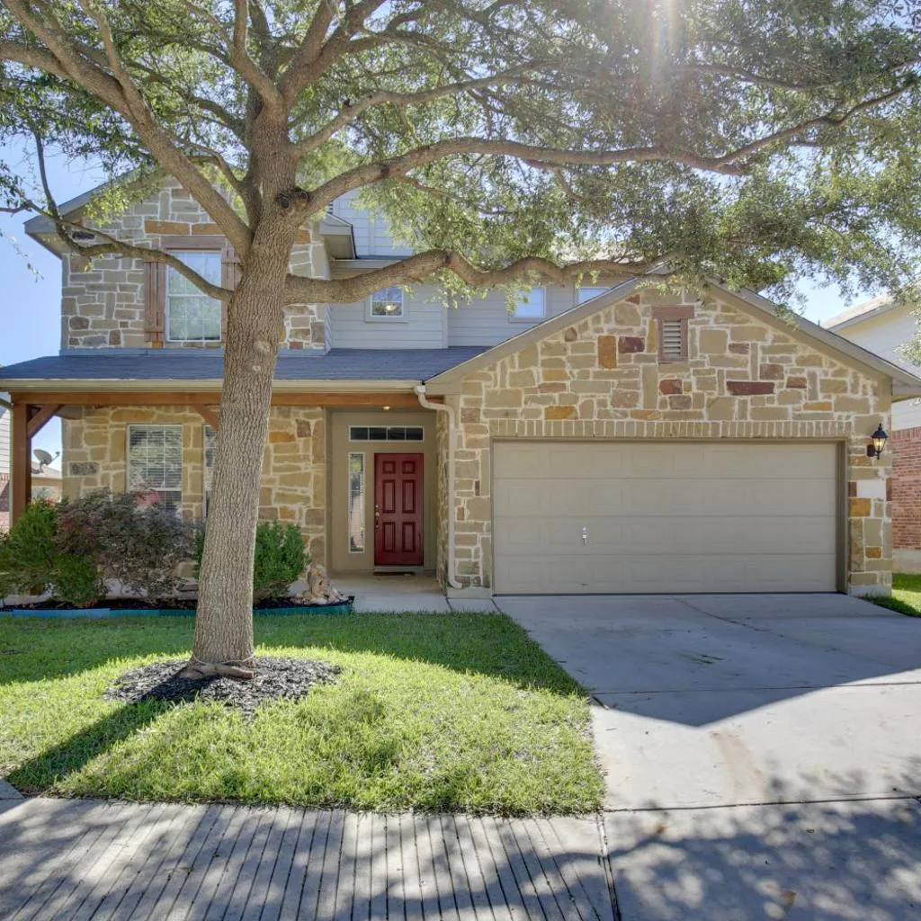 Photograph of 4 Mi to TPC San Antonio: Cozy Getaway w/ Deck!