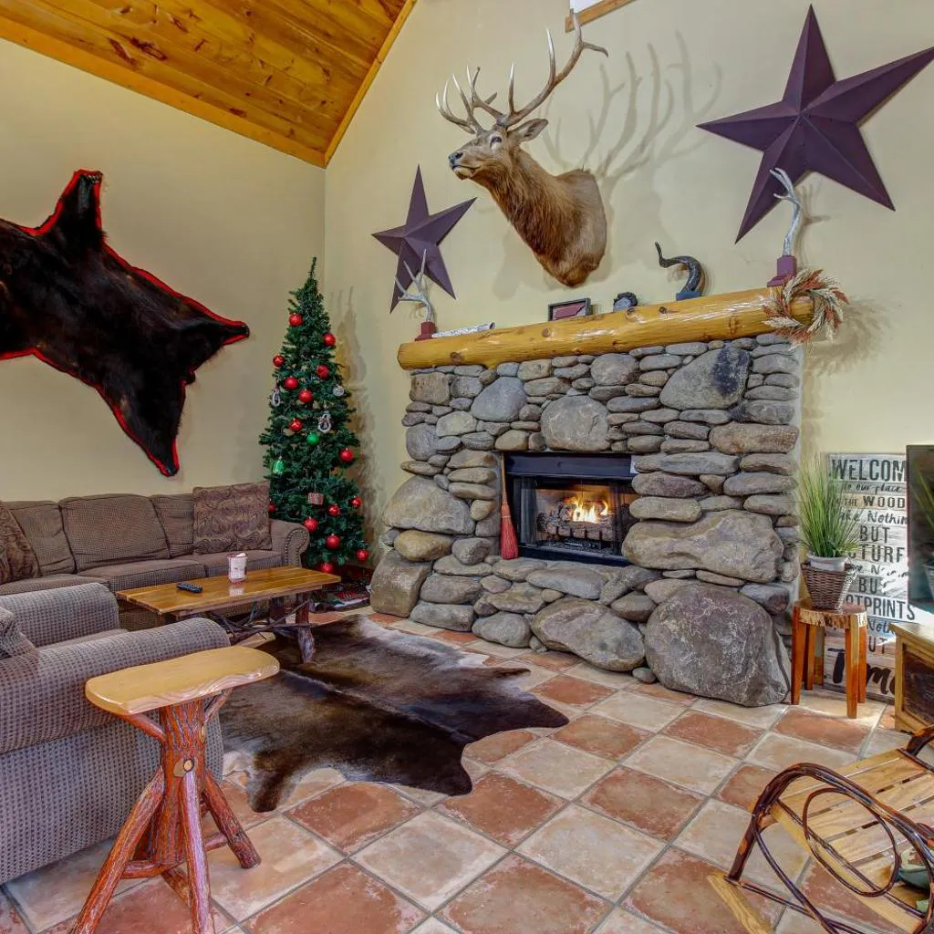 Photograph of Near Dtwn Pigeon Forge! Multi-Level Cabin w/ Pool