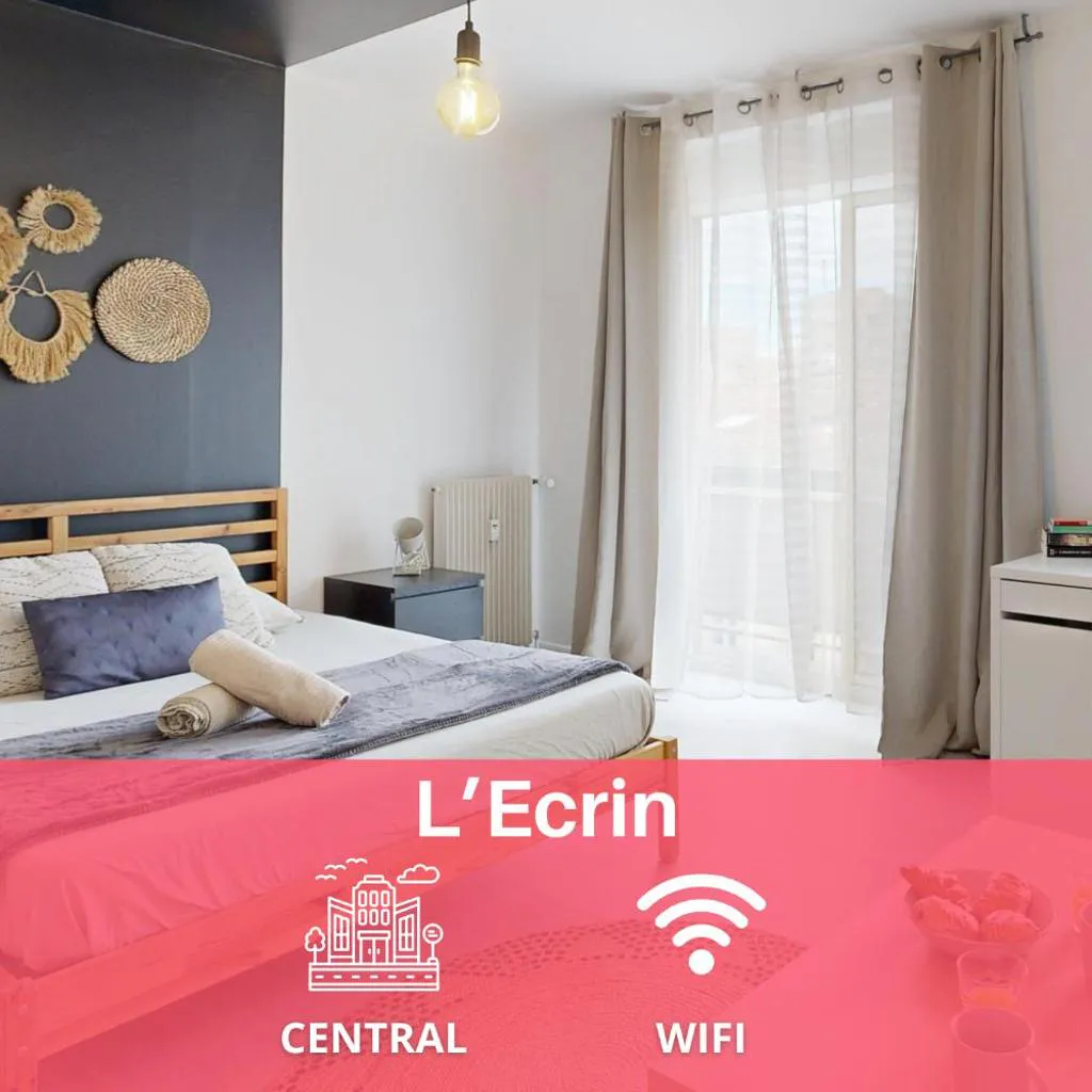 Photograph of L'Ecrin by expat renting - Balcon - Central - Wifi
