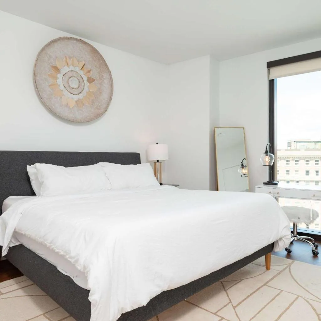 Photograph of Back-Bay Lux Central 2BR Condo with Rooftop and Parking