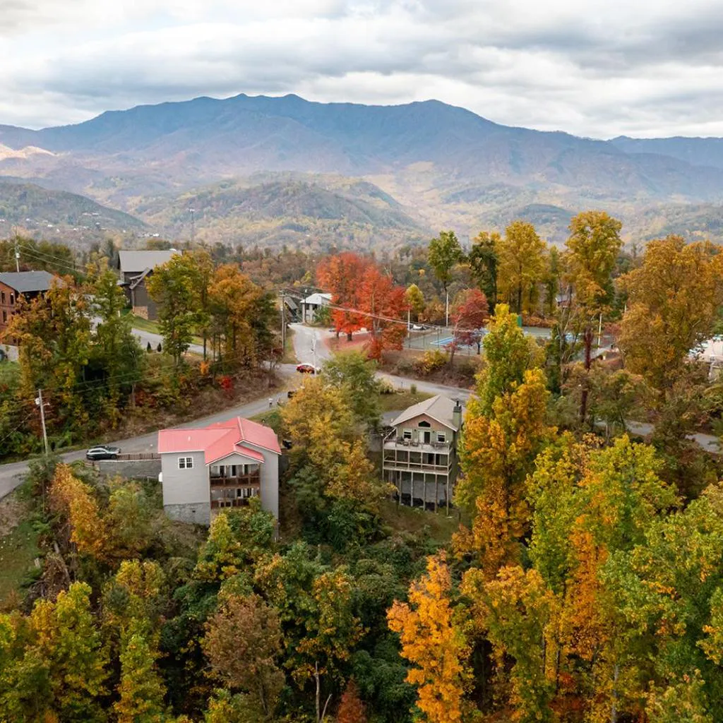 Photograph of Red Roof Chalet of the Smokies