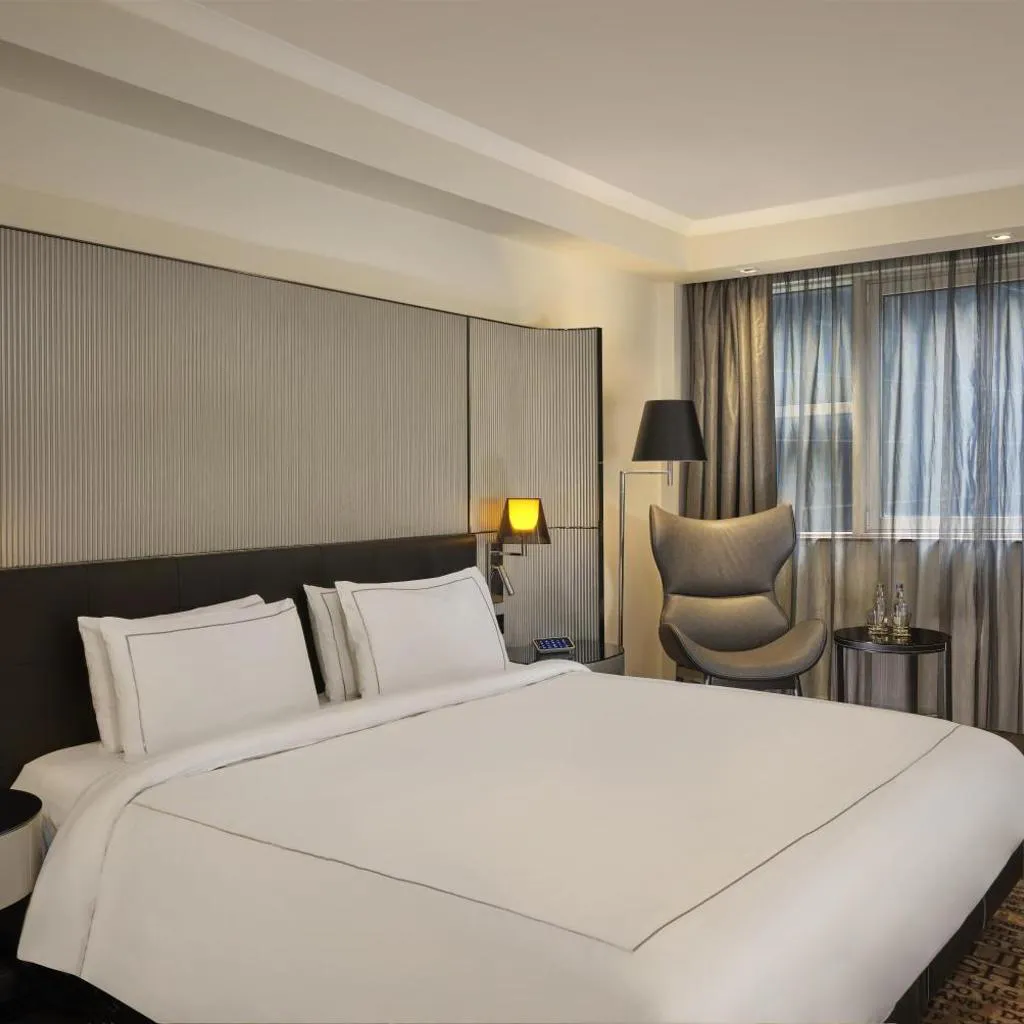 Photograph of Park Plaza London Victoria
