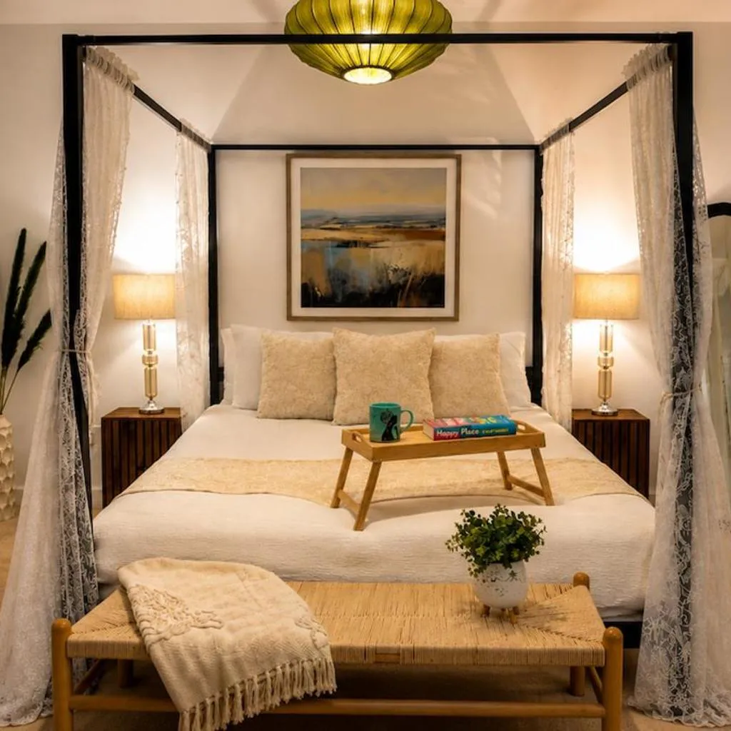 Photograph of Boutique Garden Apartment 2 Min to the Beach