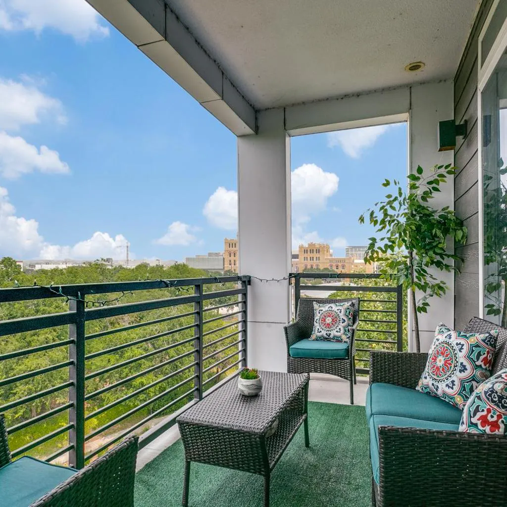 Photograph of Beautiful Condo on Riverwalk w King Ste Free Parking Pet friendly centrally Located on the Riverwalk
