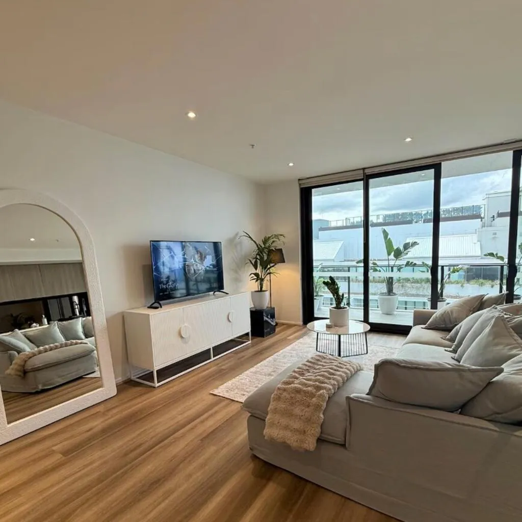 Photograph of Modern Inner City Resort Near Train with Free Parking and Rooftop Pool