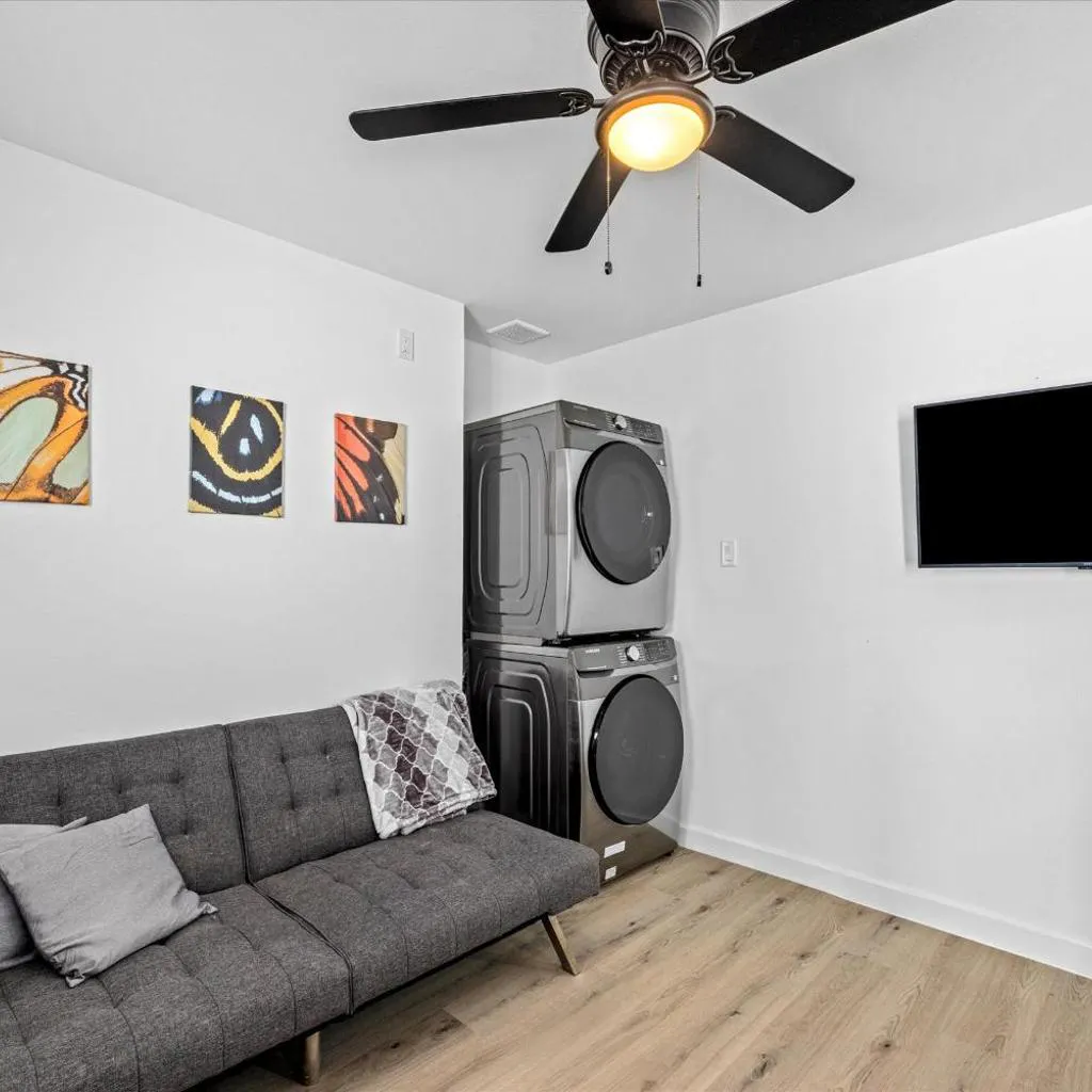 Photograph of Apt Near Downtown- WiFi TVs- Games- Pets - V3