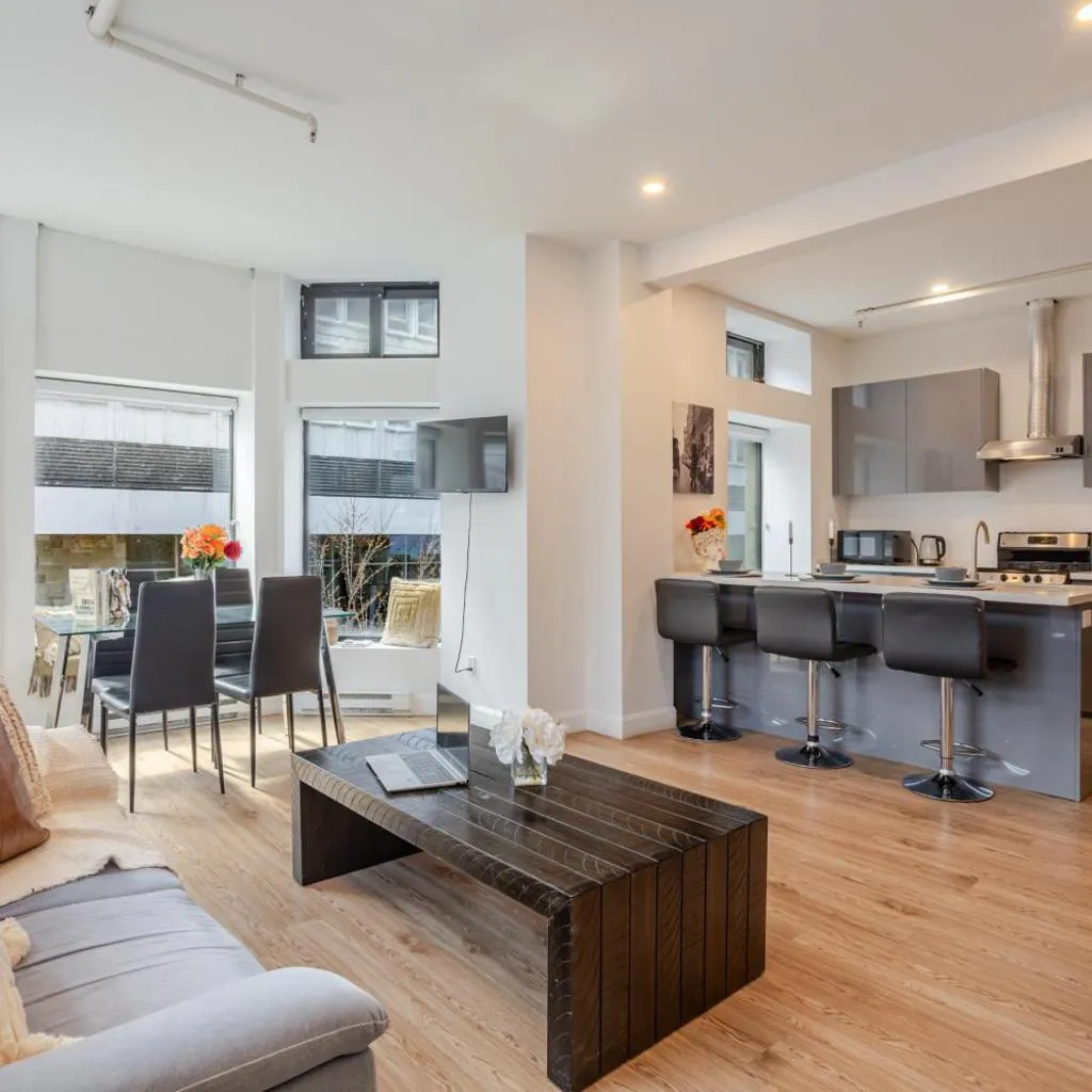 Photograph of Inner-City Apartment –Prime Bishop St Location