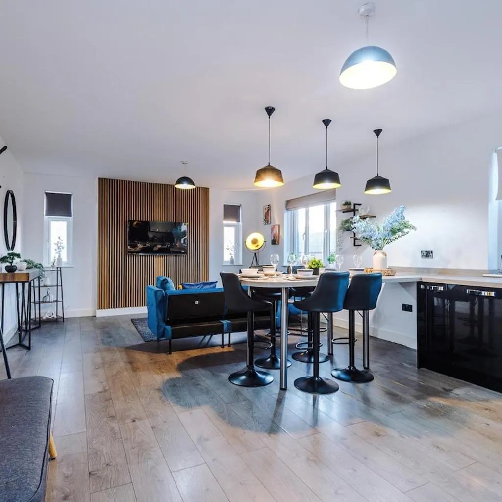 Photograph of Luxury 2 Bed Apartment close to COOP Etihad and Centre