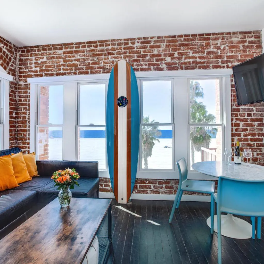 Photograph of Venice Breeze Suites