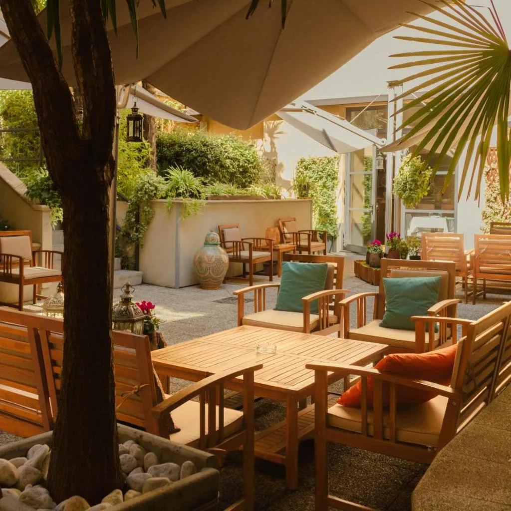 Photograph of TownHouse 33 Boutique Hotel