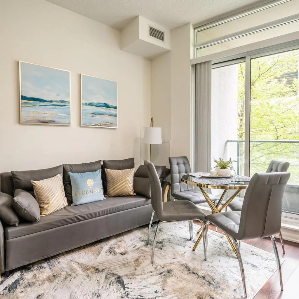 Photograph of Calmness 1 BR Apartment in Downtown Toronto