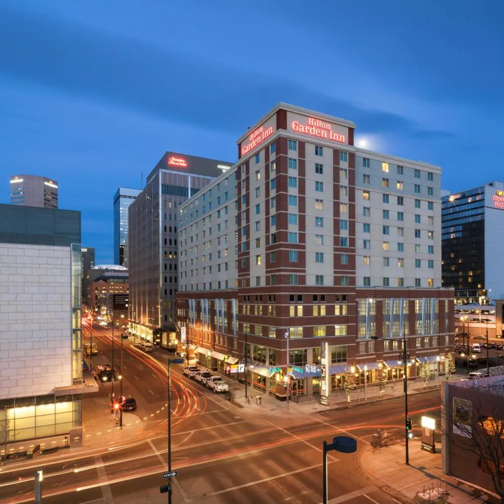 Photograph of Hilton Garden Inn Denver Downtown