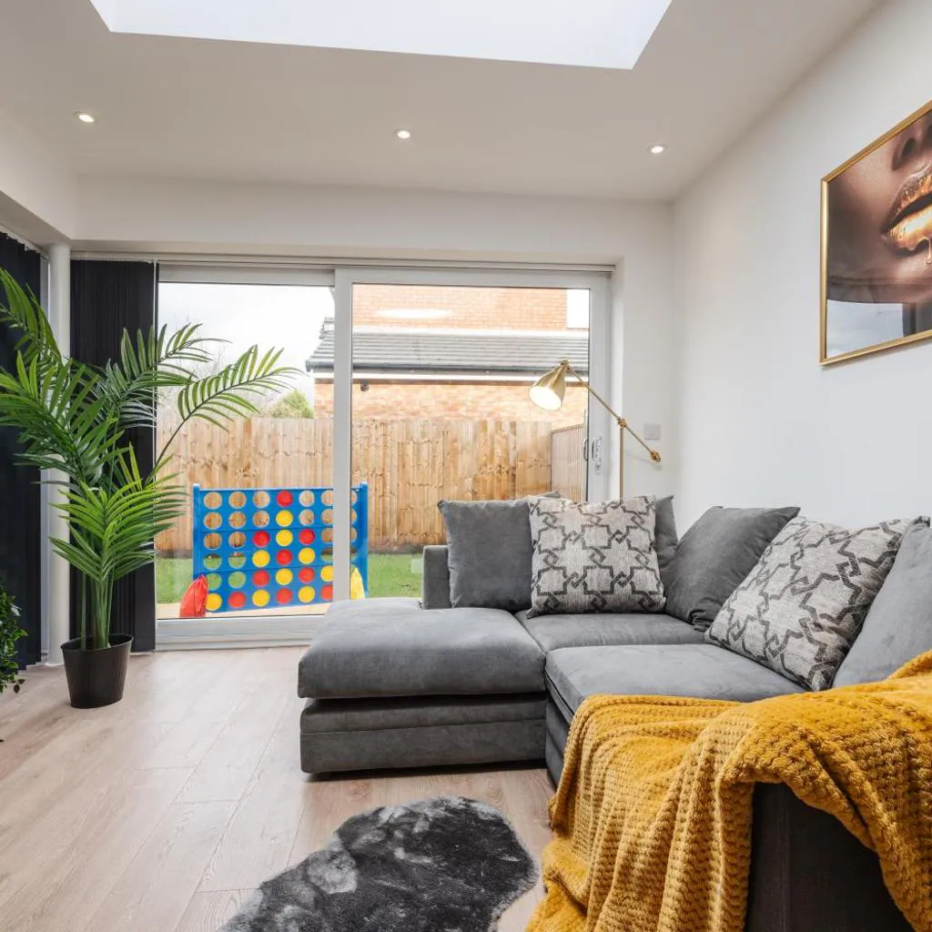 Photograph of Dazzling & Modern 4bd - Coop LIVE - Etihad - Parking