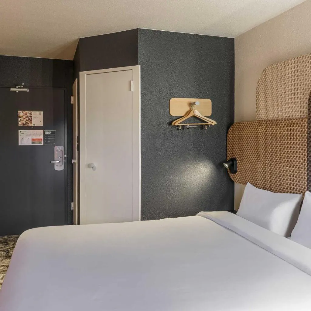 Photograph of B&B HOTEL Toulouse Cité de l'Espace Hurel
