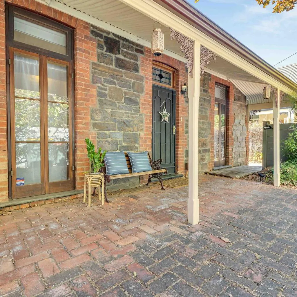 Photograph of Cozy Bluestone House in Norwood Perfect for Families and Their Pets