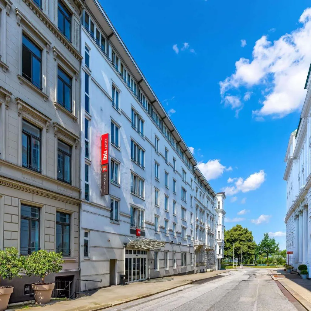 Photograph of ibis Hotel Hamburg Alster Centrum