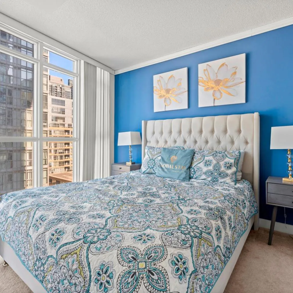 Photograph of City and Lake View 1 Bedroom & Den Condo Iceboat Terrace Downtown Toronto