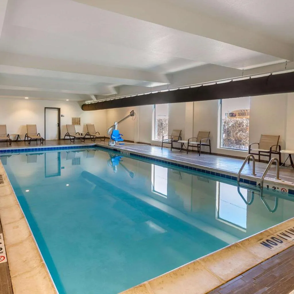 Photograph of Comfort Suites Near Denver Downtown