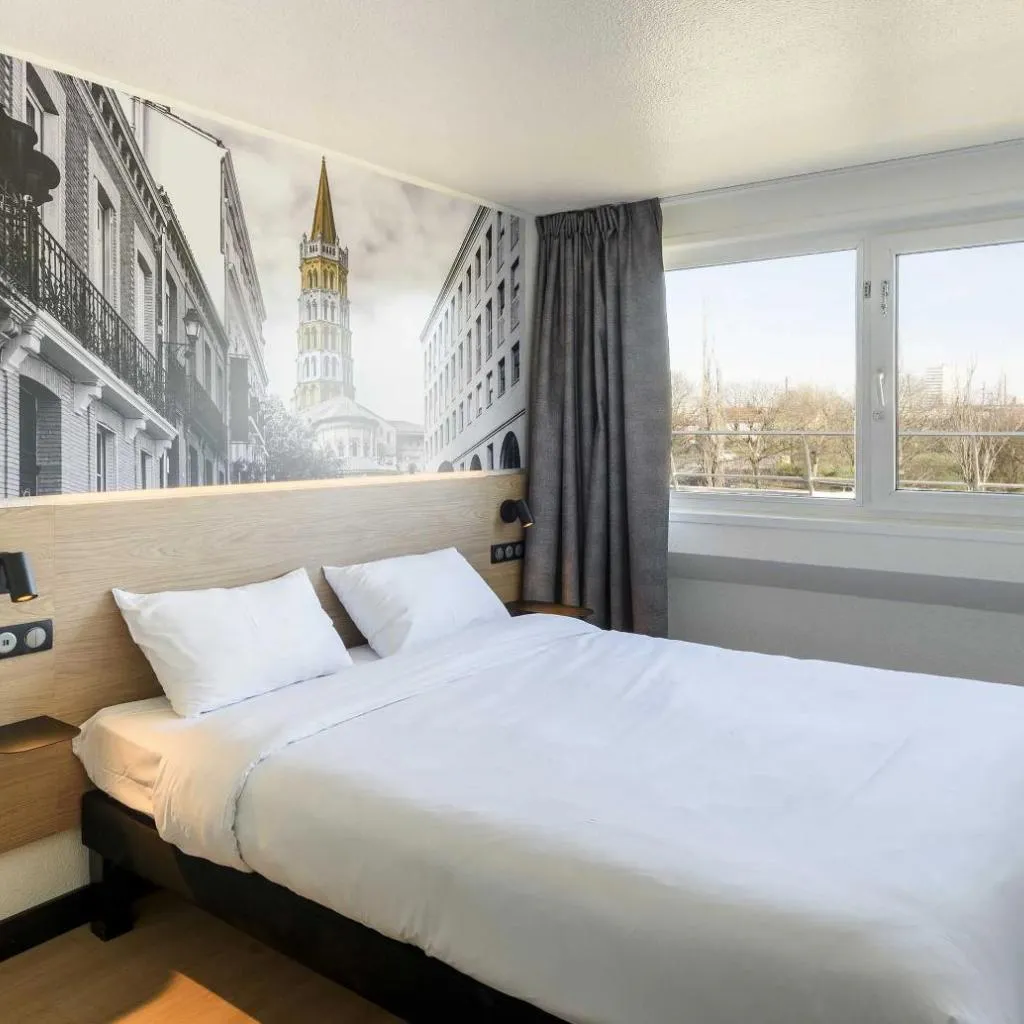 Photograph of B&B HOTEL Toulouse Université 3 étoiles