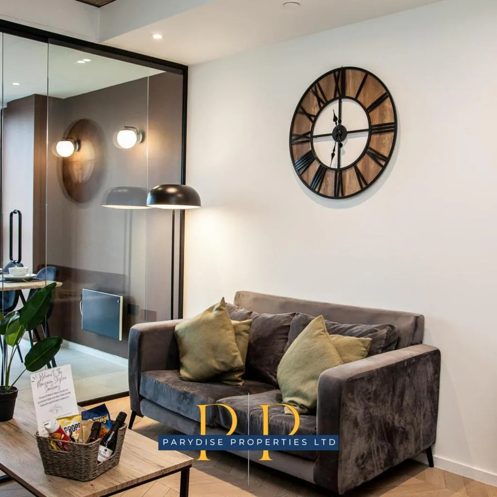 Photograph of Mancunian Skyline Haven - Sleek & Cosy 1-Bed near Deansgate and Manchester City Centre - With City View - Ideal For Business & Leisure Stays By Parydise Properties