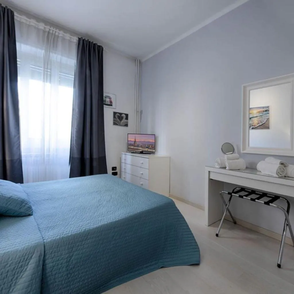 Photograph of APARTMENT LINGOTTO AP3