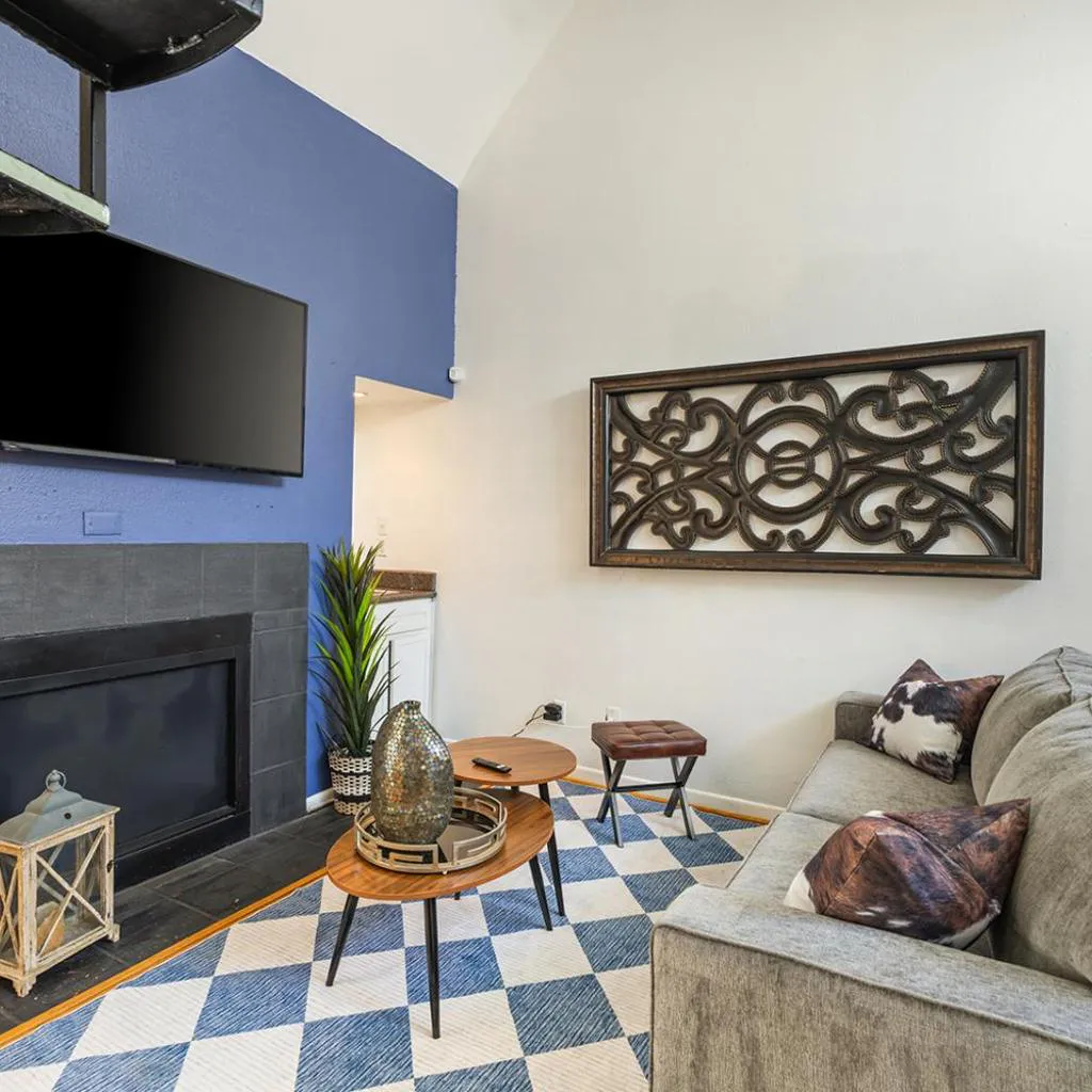 Photograph of Austin Apartments by Andes STR