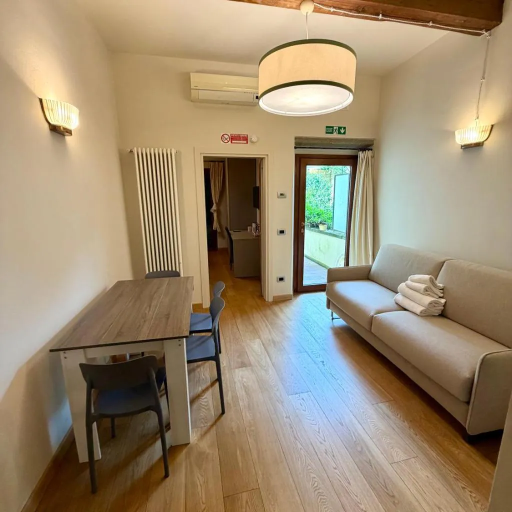 Photograph of Serragli Luxury Casa Di Annusca