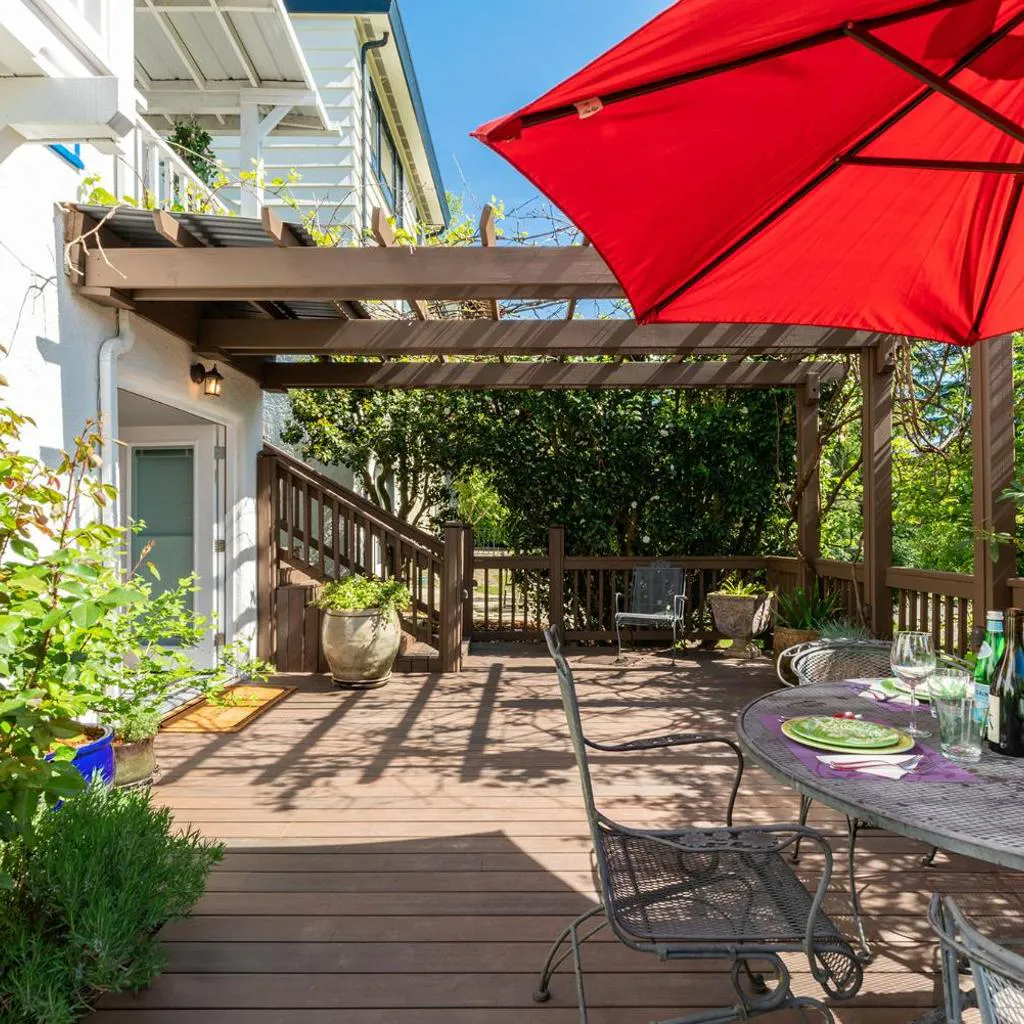 Photograph of Laurelhurst - Cozy 1 Bedroom Apt Near Children’s Hospital and UW