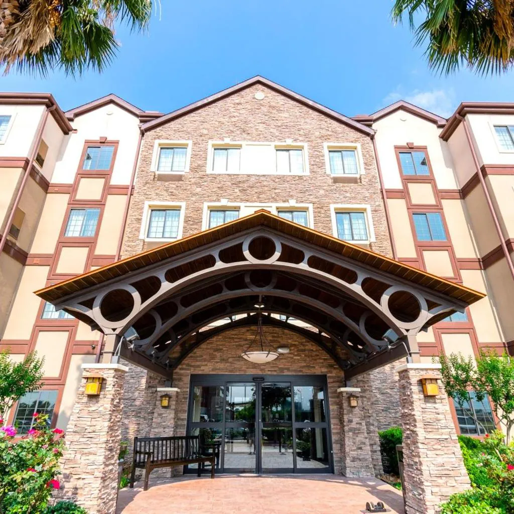 Photograph of Staybridge Suites Houston - IAH Airport by IHG