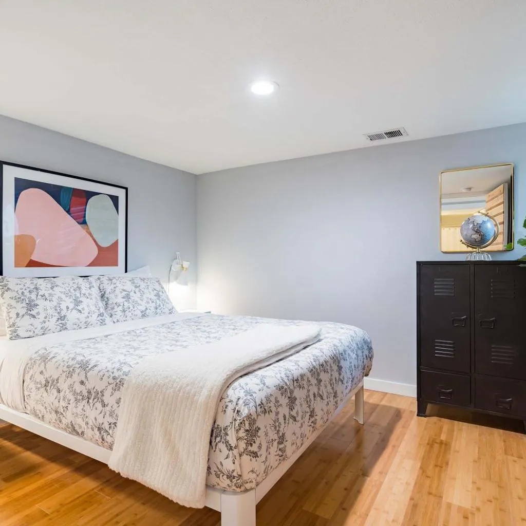 Photograph of Stay Portland - Lovely location, 4 BR Pearl apt, Sleeps 8