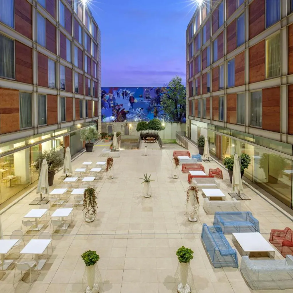 Photograph of DoubleTree By Hilton Milan