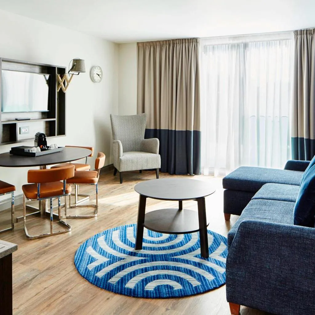 Photograph of Residence Inn by Marriott London Bridge
