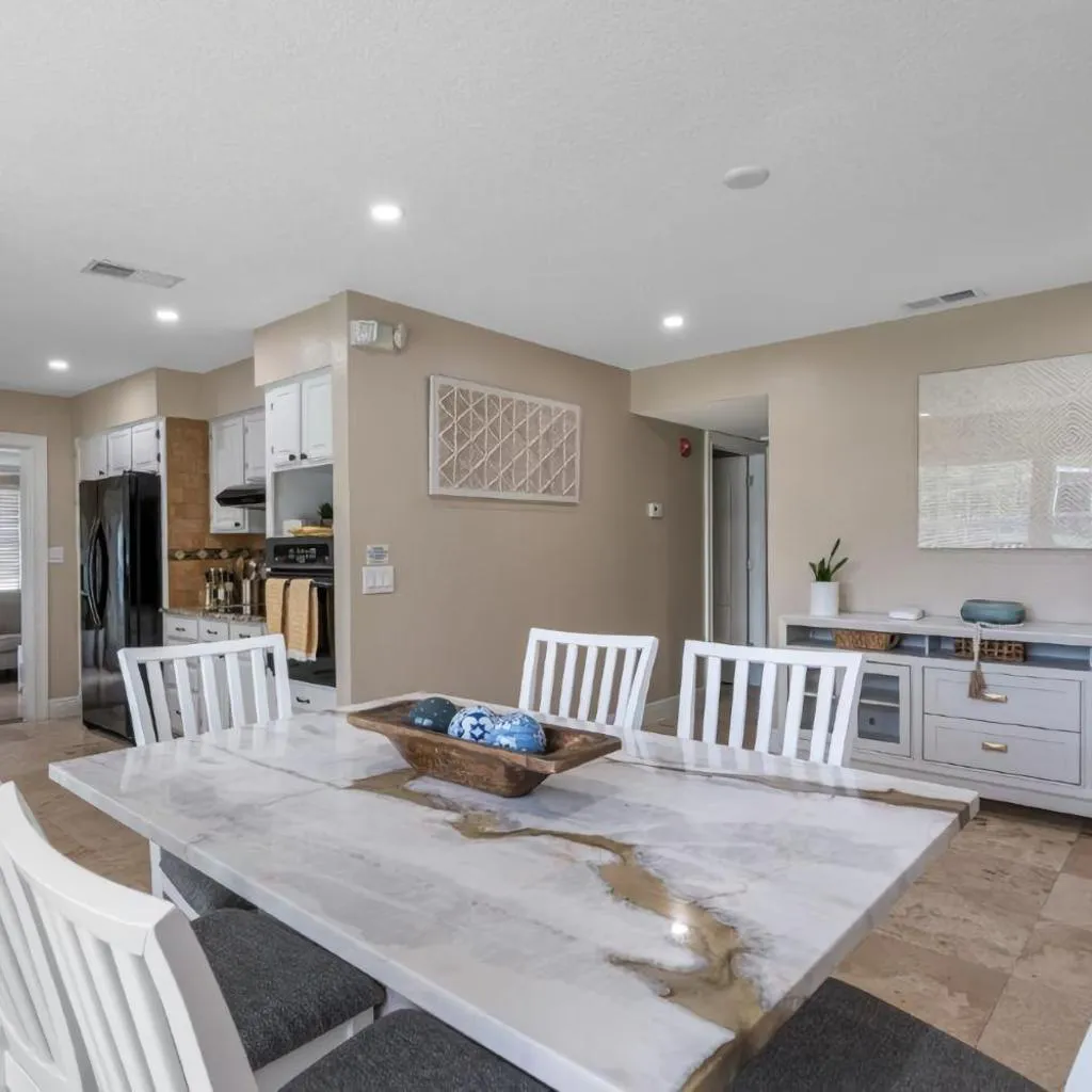 Photograph of Walk to Raymond James - 4BR Villa Sleeps 8