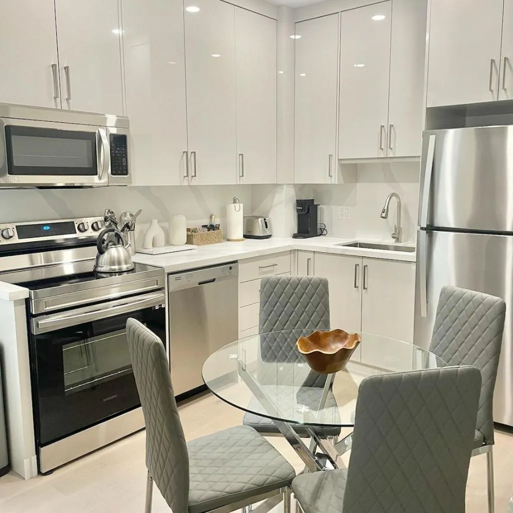 Photograph of Bright Luxurious 2 Bedroom Apartment