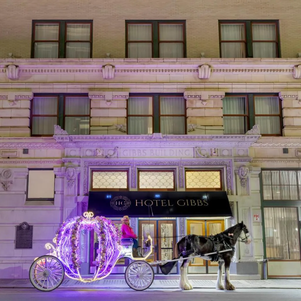 Photograph of Hotel Gibbs Downtown Riverwalk