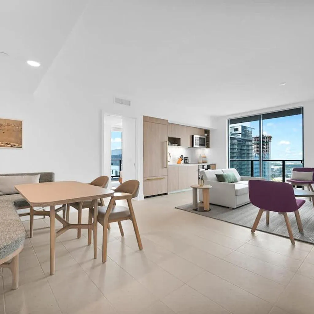 Photograph of 39th Floor 2BR - Bay View Downtown Miami - Sleeps 6