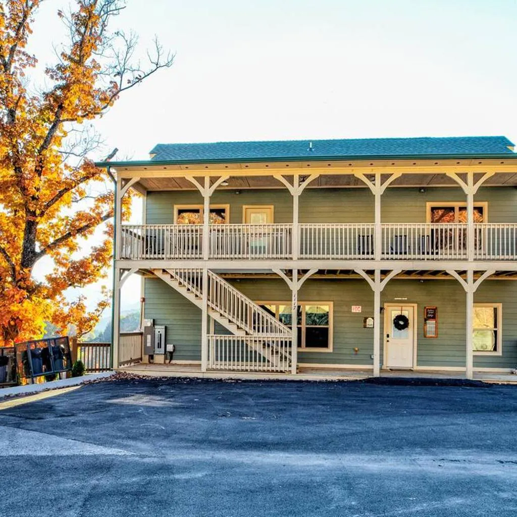 Photograph of 7-Bedroom Mountain Lodge Near Dollywood with Hot Tub, Theater Room & Resort Pool