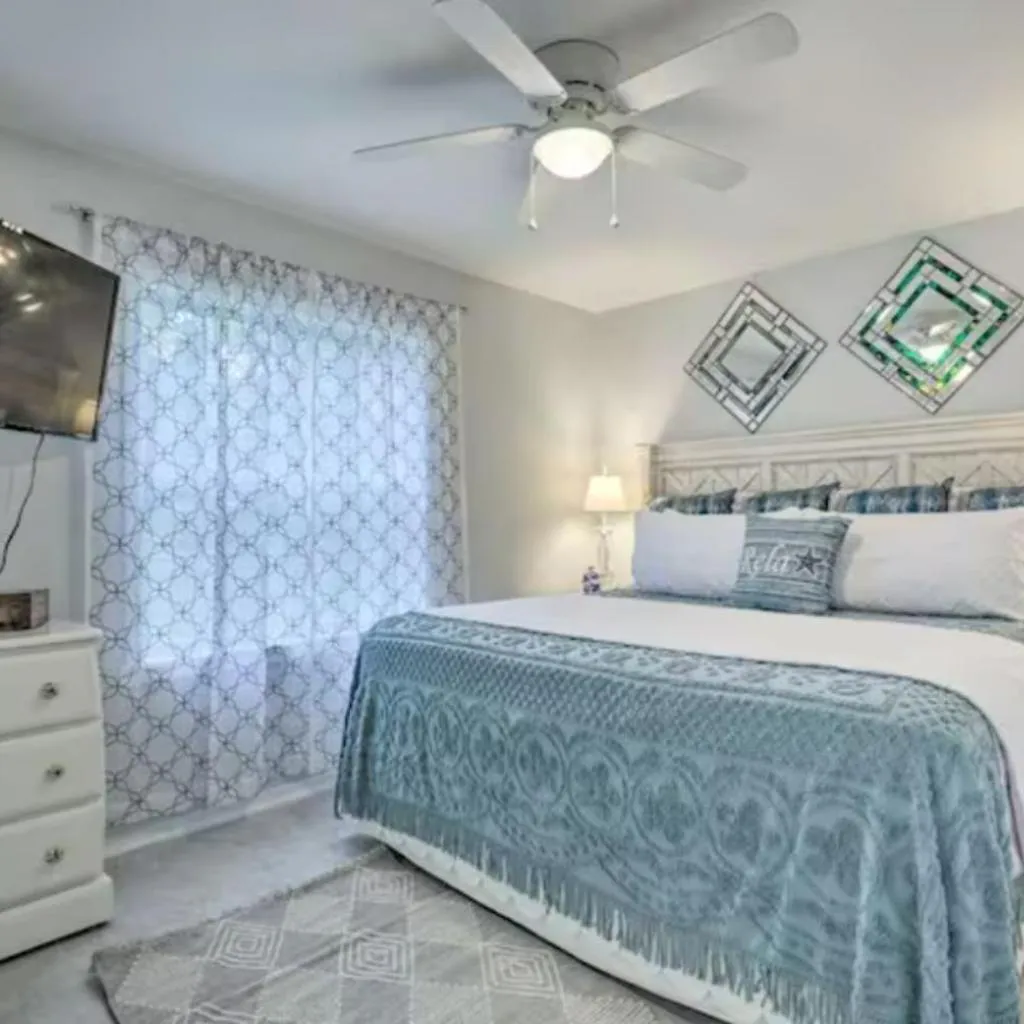 Photograph of Charming 4-Bedroom Family Haven
