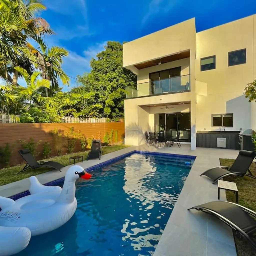 Photograph of The Botanical Oasis Las Olas