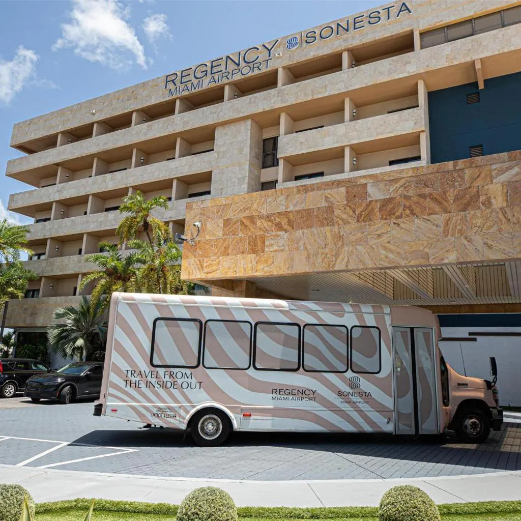 Photograph of Regency Miami Airport by Sonesta